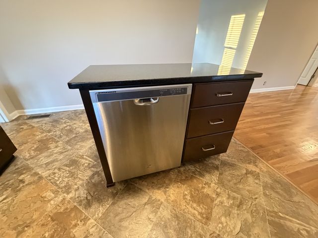 198 Wessington Pl, Hendersonville, TN 37075