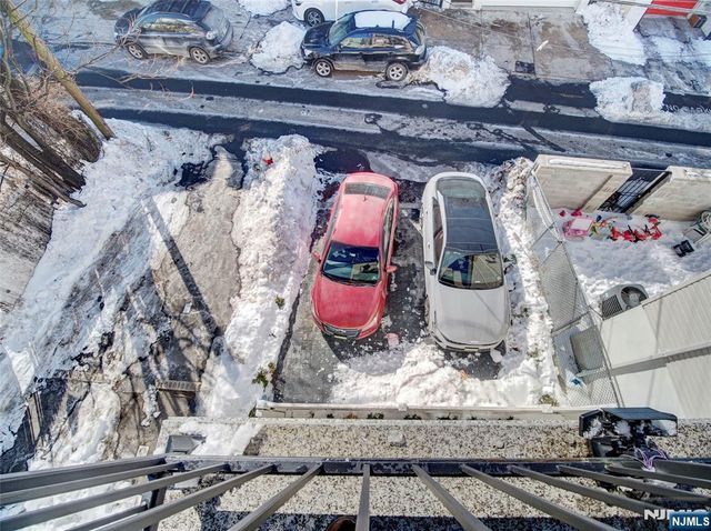 231 Clinton Avenue 2, Jersey City, NJ 07304