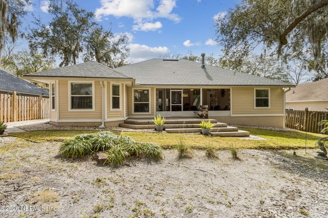 1521 AMELIA Circle, Fernandina Beach, FL 32034