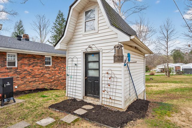 1540 Happy Top Road, Clay City, KY 40312