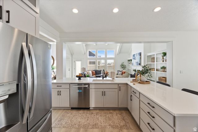 6463 W BETHANY WAY, South Jordan, UT 84009