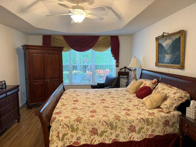 11295 Ola Avenue, Boynton Beach, FL 33437