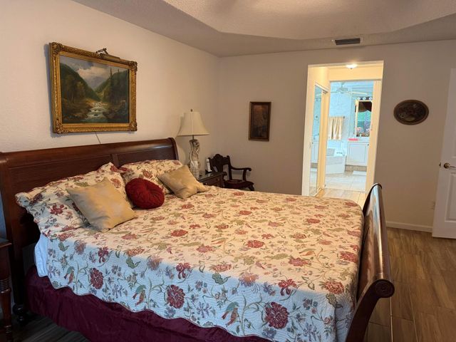 11295 Ola Avenue, Boynton Beach, FL 33437