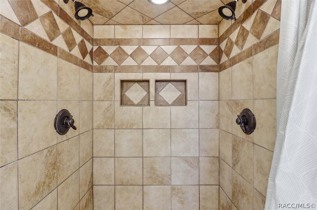 6301 E Morley Street, Inverness, FL 34452