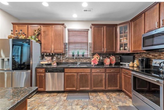 2406 Alder PL, Suffolk, VA 23435