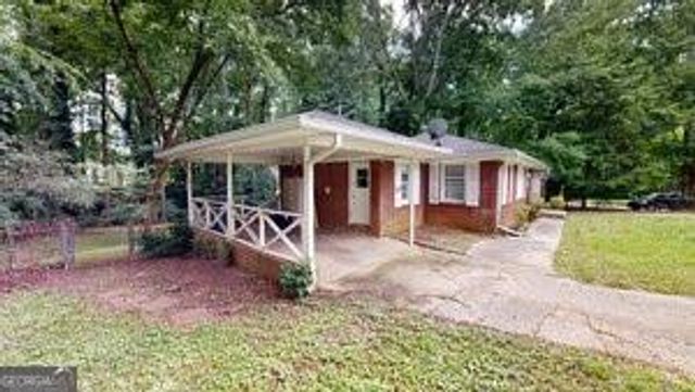 3944 Creel Drive, Lithia Springs, GA 30122