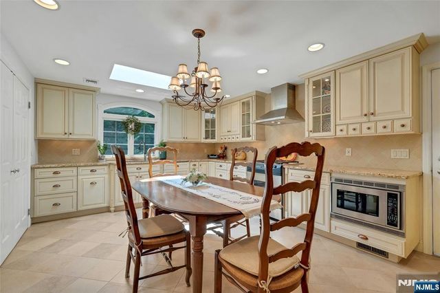 733 Lotus Avenue, Oradell, NJ 07649
