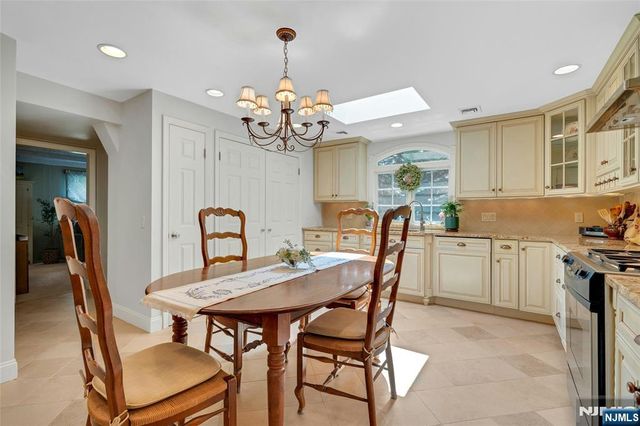 733 Lotus Avenue, Oradell, NJ 07649