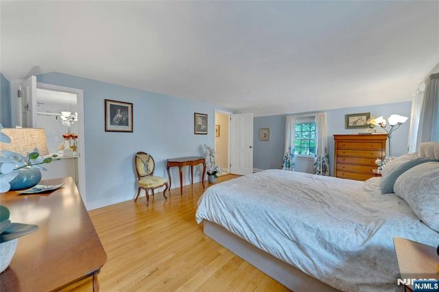 733 Lotus Avenue, Oradell, NJ 07649