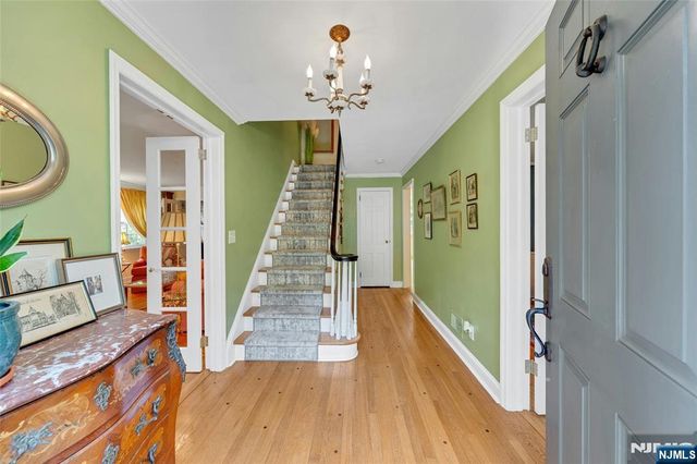 733 Lotus Avenue, Oradell, NJ 07649