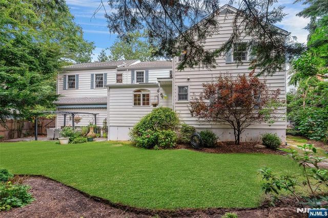 733 Lotus Avenue, Oradell, NJ 07649