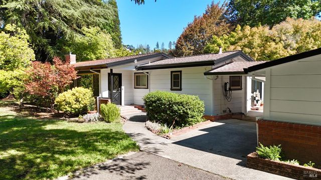 109 Glass Mountain Ln, St. Helena, CA 94574