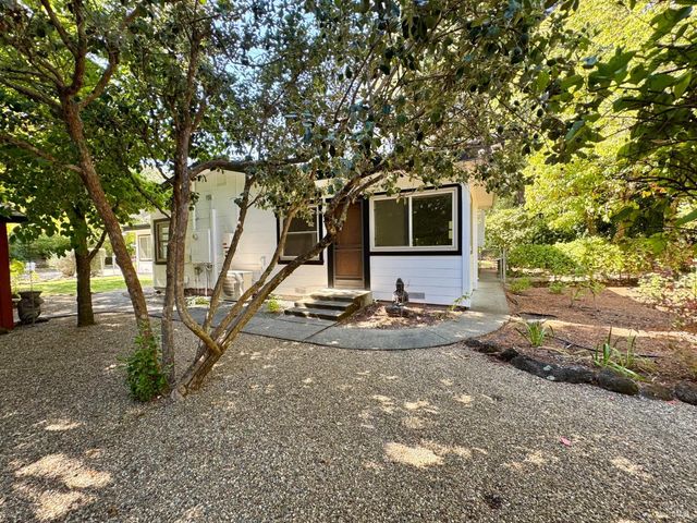 109 Glass Mountain Ln, St. Helena, CA 94574