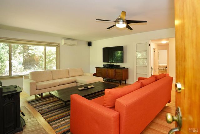 109 Glass Mountain Ln, St. Helena, CA 94574