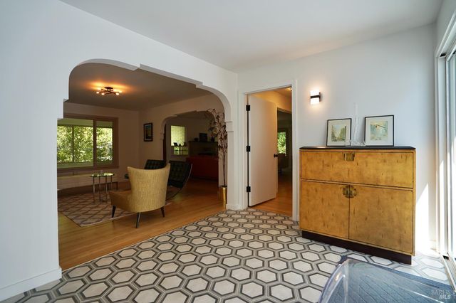 109 Glass Mountain Ln, St. Helena, CA 94574