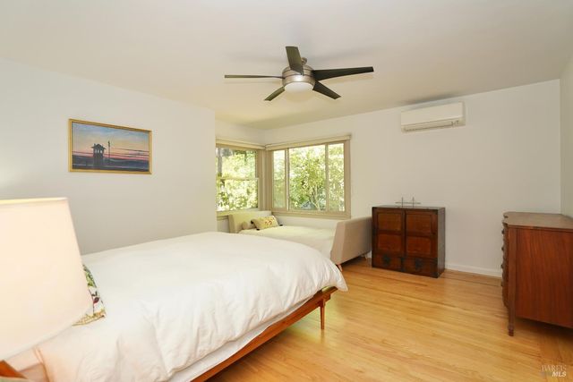 109 Glass Mountain Ln, St. Helena, CA 94574