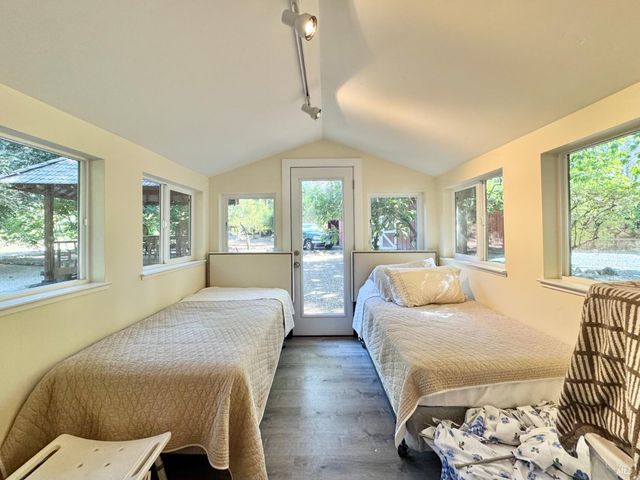 109 Glass Mountain Ln, St. Helena, CA 94574