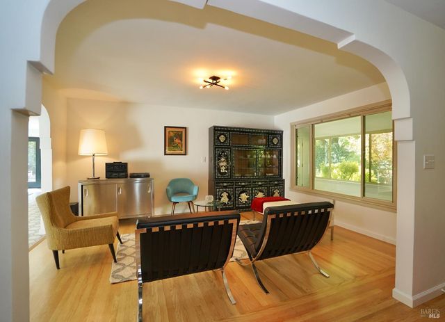 109 Glass Mountain Ln, St. Helena, CA 94574