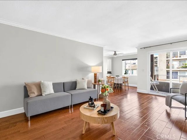 2302 E 2nd Street 2D, Long Beach, CA 90803