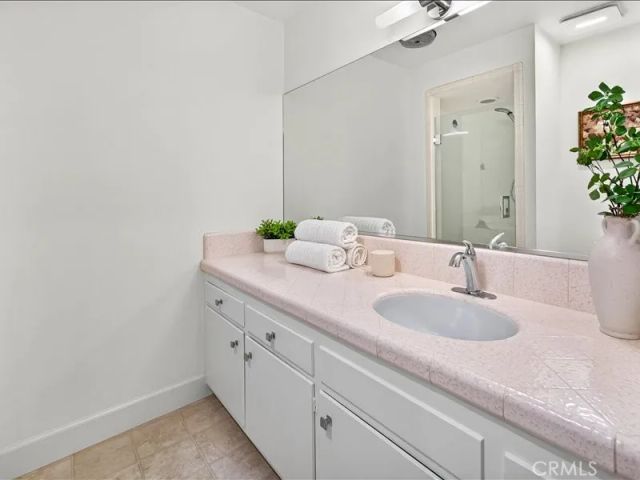 2302 E 2nd Street 2D, Long Beach, CA 90803