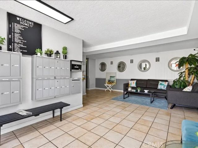 2302 E 2nd Street 2D, Long Beach, CA 90803