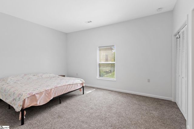 904 W Hampton Street, Laurens, SC 29360