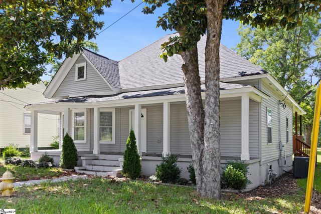 904 W Hampton Street, Laurens, SC 29360