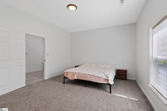 904 W Hampton Street, Laurens, SC 29360