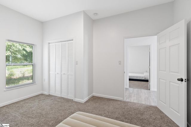 904 W Hampton Street, Laurens, SC 29360