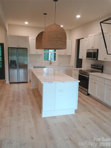 139 Blue Sky Circle, Shelby, NC 28152