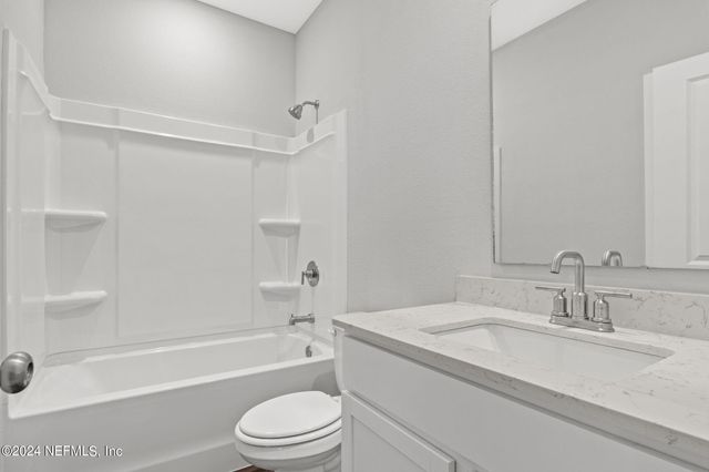 14695 MACADAMIA Lane, Jacksonville, FL 32218