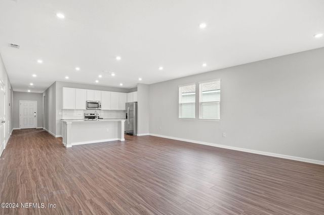 14695 MACADAMIA Lane, Jacksonville, FL 32218