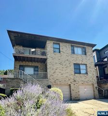 116 Sunset Place 2nd Floor, Palisades Park, NJ 07650