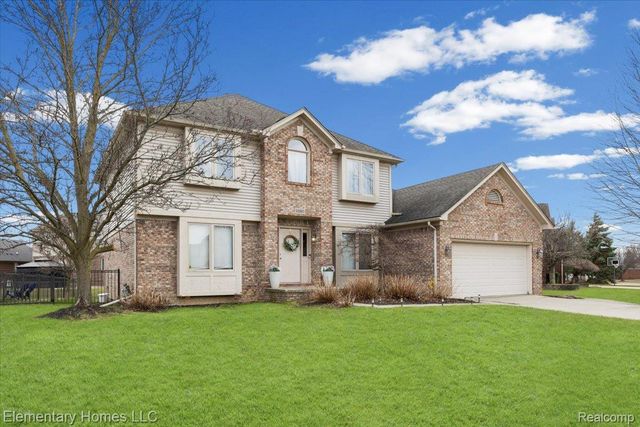 53260 Forestglade Drive, Chesterfield Township, MI 48047