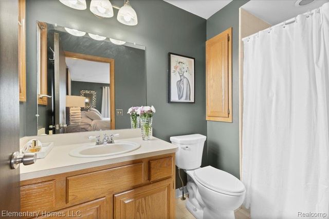 53260 Forestglade Drive, Chesterfield Township, MI 48047