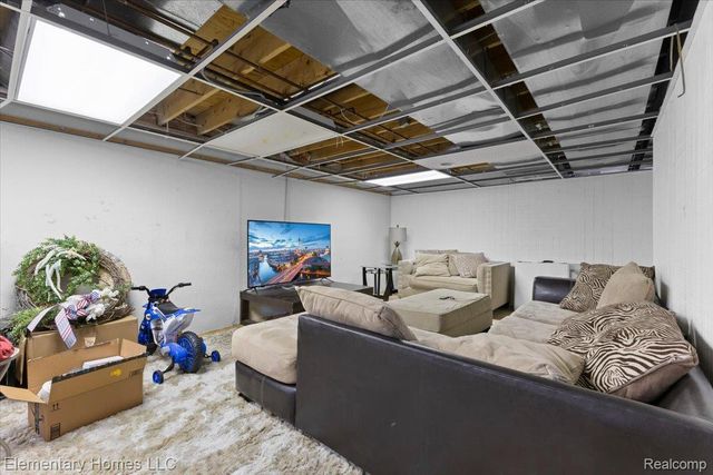 53260 Forestglade Drive, Chesterfield Township, MI 48047