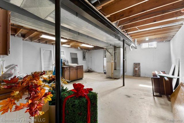 53260 Forestglade Drive, Chesterfield Township, MI 48047