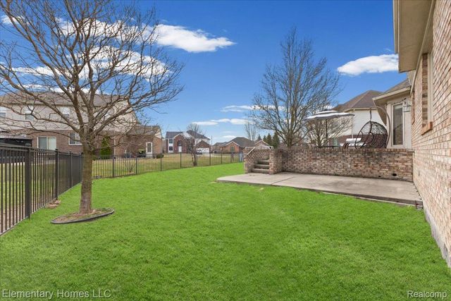 53260 Forestglade Drive, Chesterfield Township, MI 48047