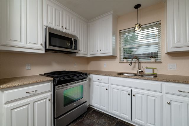 6316 Tosca Drive, Haltom City, TX 76180