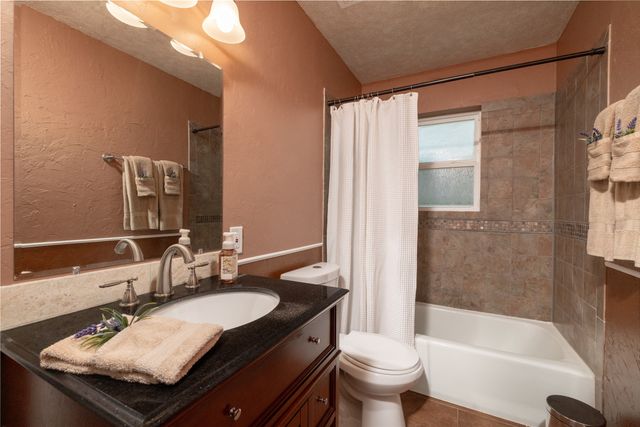 6316 Tosca Drive, Haltom City, TX 76180