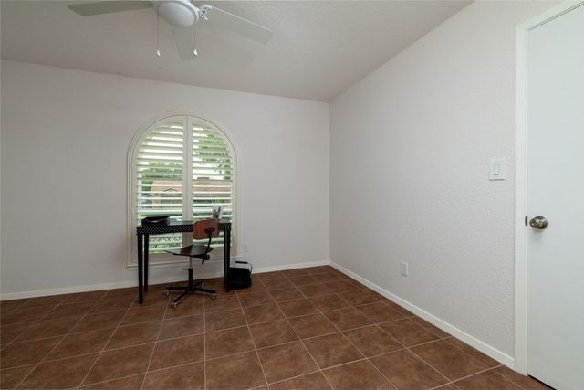 6316 Tosca Drive, Haltom City, TX 76180