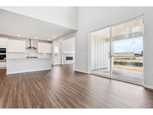 2573 Bailey Ln, Lafayette, CO 80026