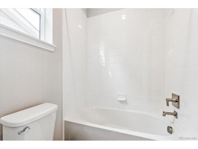 2573 Bailey Ln, Lafayette, CO 80026