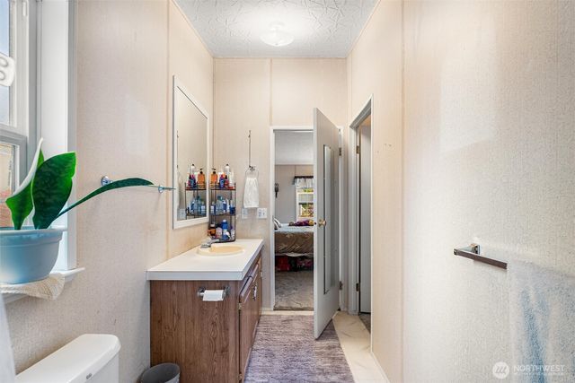 12506 142nd Avenue E, Puyallup, WA 98374