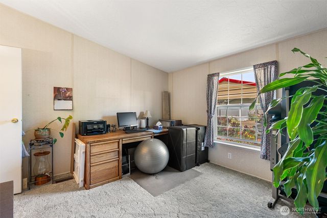 12506 142nd Avenue E, Puyallup, WA 98374