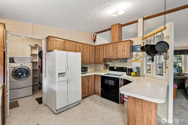12506 142nd Avenue E, Puyallup, WA 98374