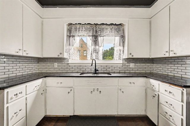 2044 Godwin Avenue, Grand Rapids, MI 49507