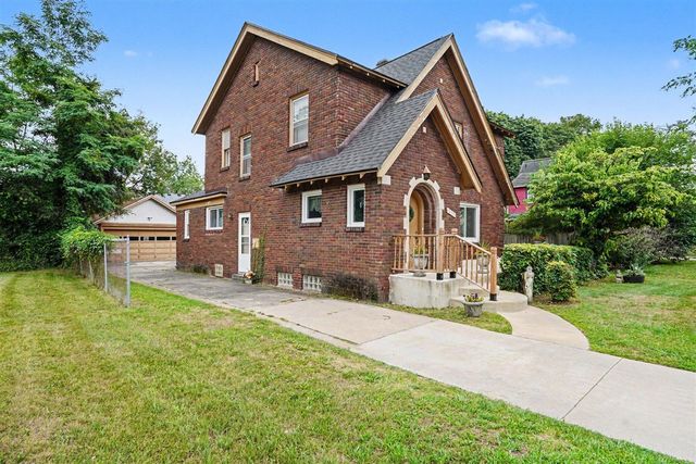 2044 Godwin Avenue, Grand Rapids, MI 49507