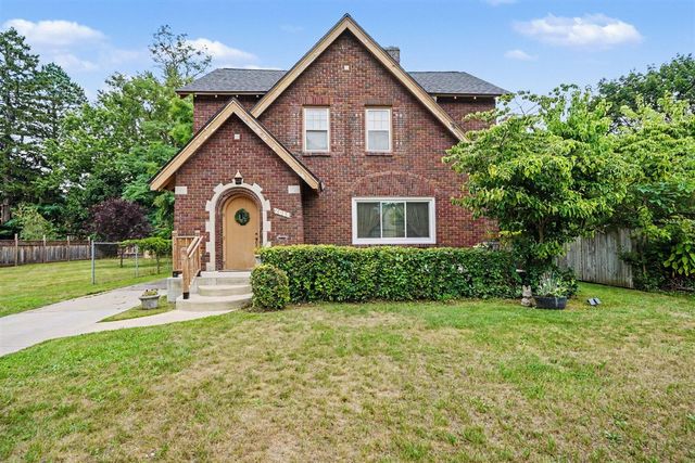 2044 Godwin Avenue, Grand Rapids, MI 49507