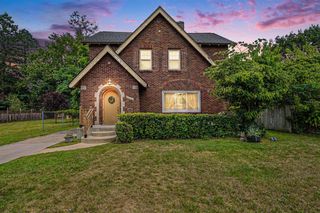 2044 Godwin Avenue, Grand Rapids, MI 49507